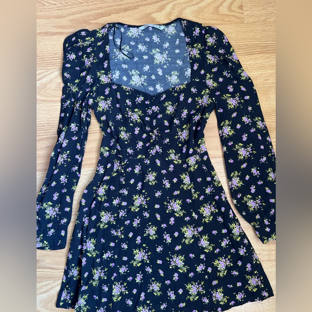 Long sleeve flower dress Zara size M